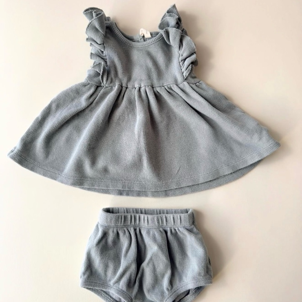 Quincy mae dress and bloomers 3/6m